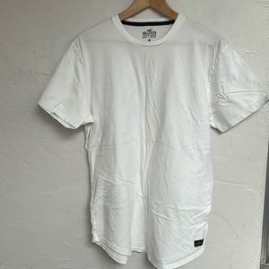 Men’s Hollister t-shirt